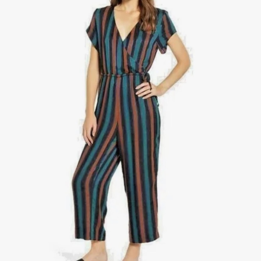 Evolutionary Striped V-Neck Wrap Short Sleeve Cropped Jumpsuit Size Medium